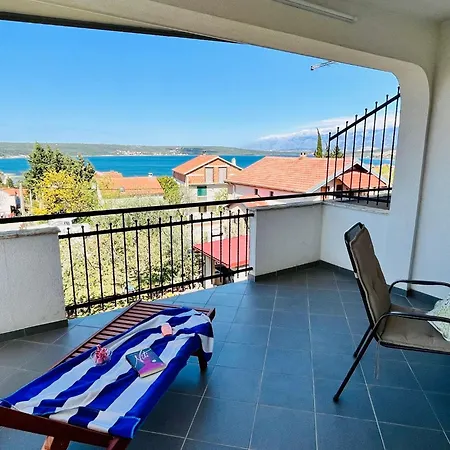 Neu Erbautes Mit Grossem Balkon By Interhome Апартаменты