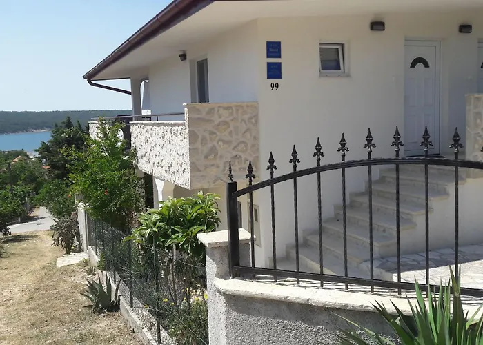 Neu Erbautes Mit Grossem Balkon By Interhome Apartman Gornji Karin
