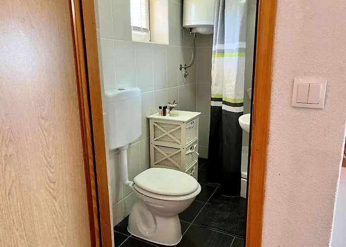 Neu Erbautes Mit Grossem Balkon By Interhome Apartman