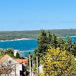 Neu Erbautes Mit Grossem Balkon By Interhome Apartamento *