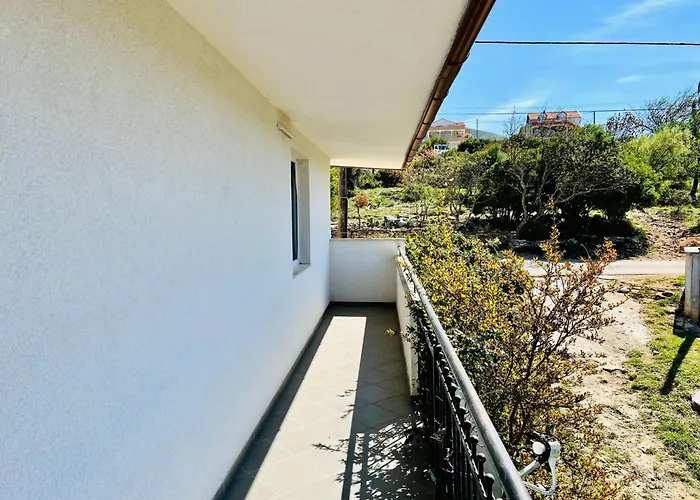 Neu Erbautes Mit Grossem Balkon By Interhome Apartment Gornji Karin